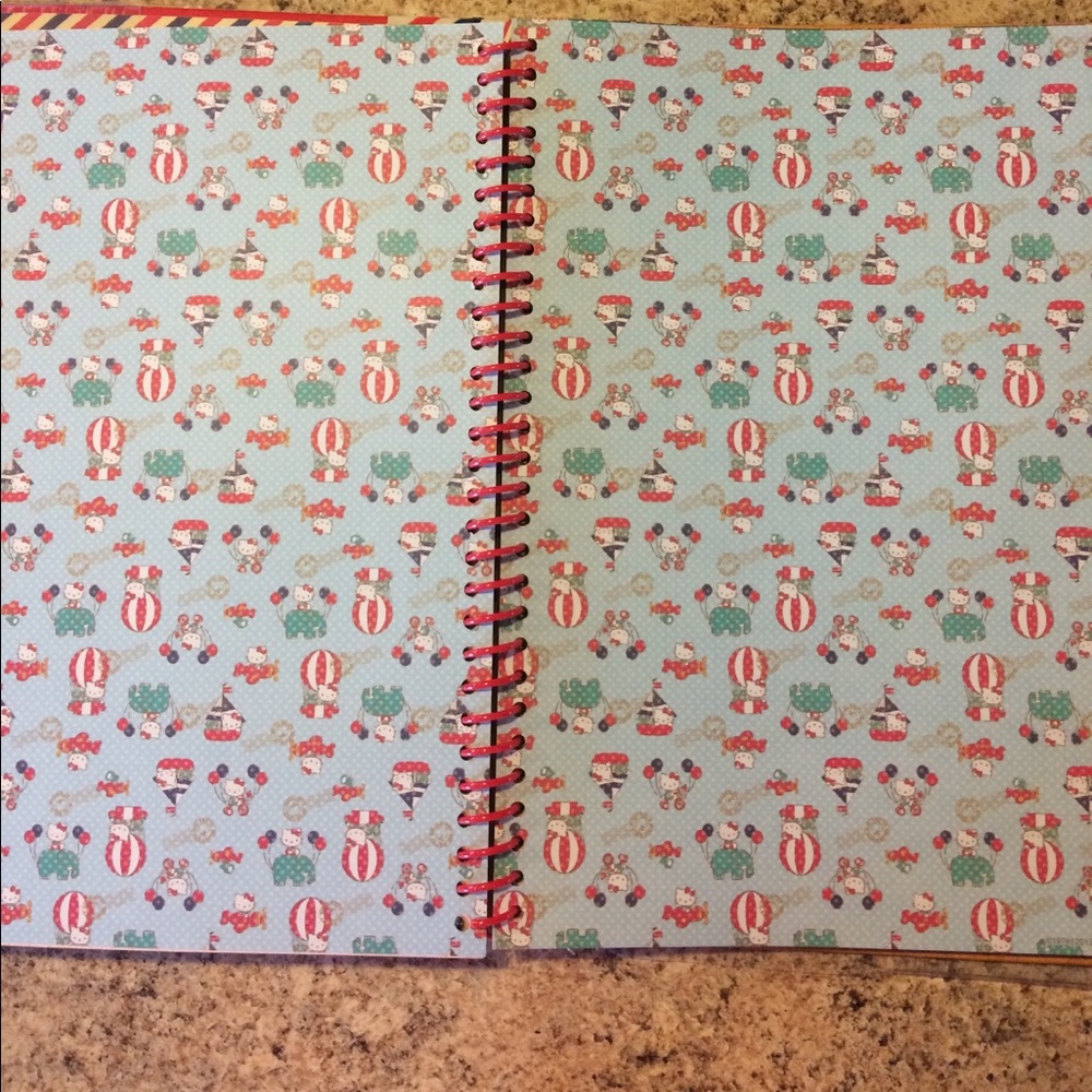 Hello Kitty Bundle - Picture 6 of 7